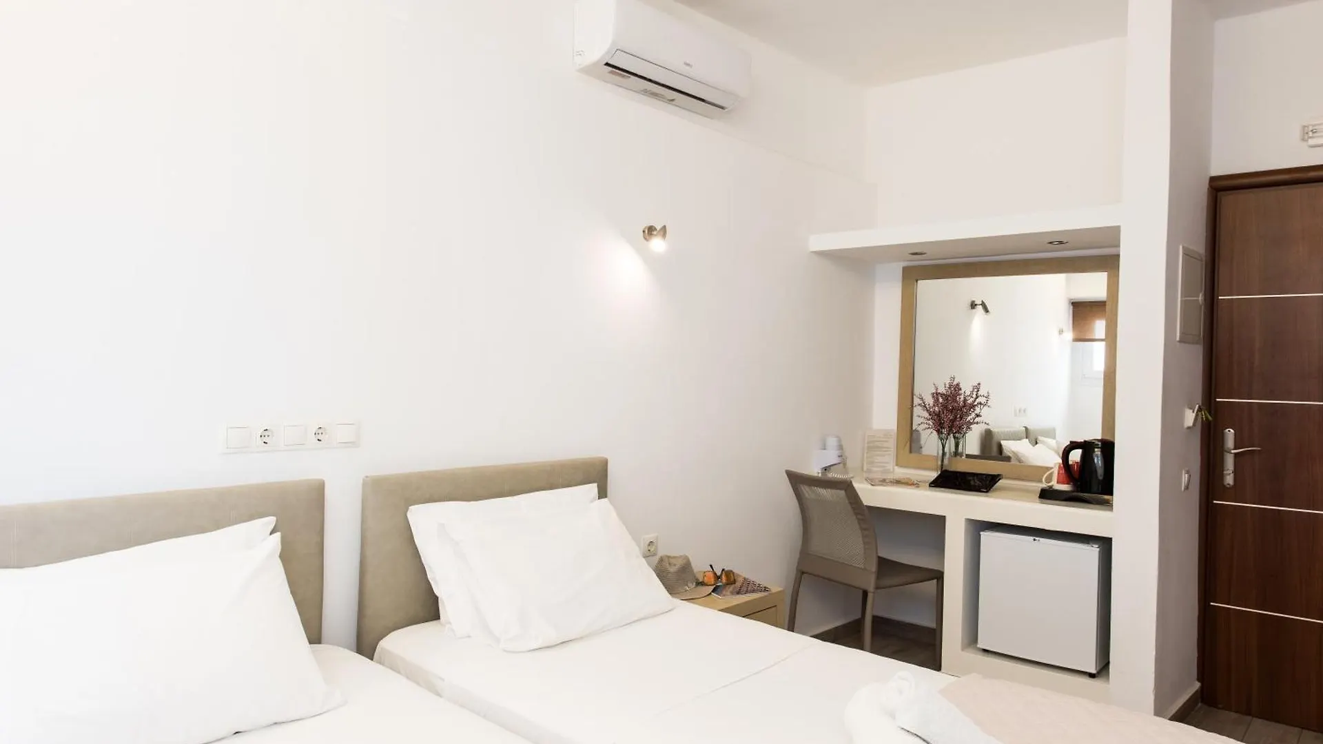 Olympia Aparthotel Mykonos Town 2*,  Grécia