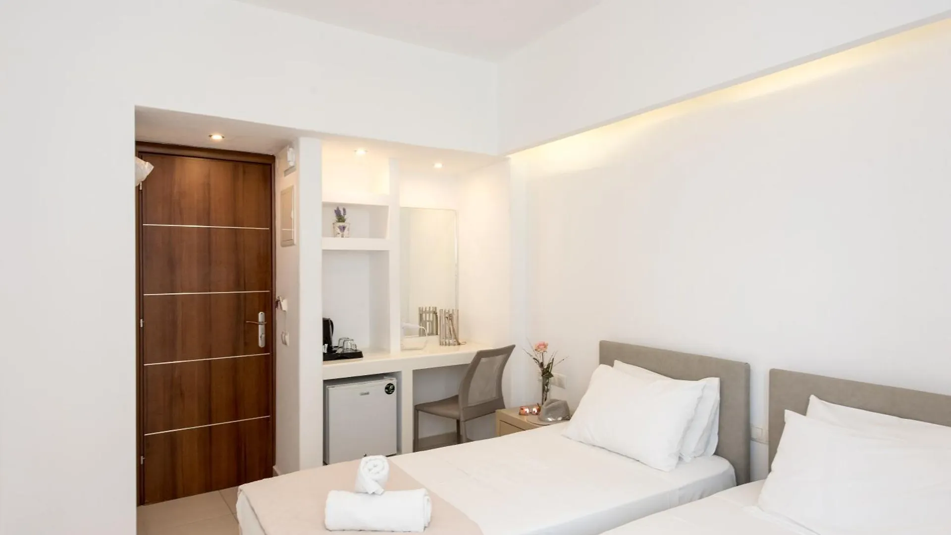 Olympia Aparthotel Mykonos Town 2*,