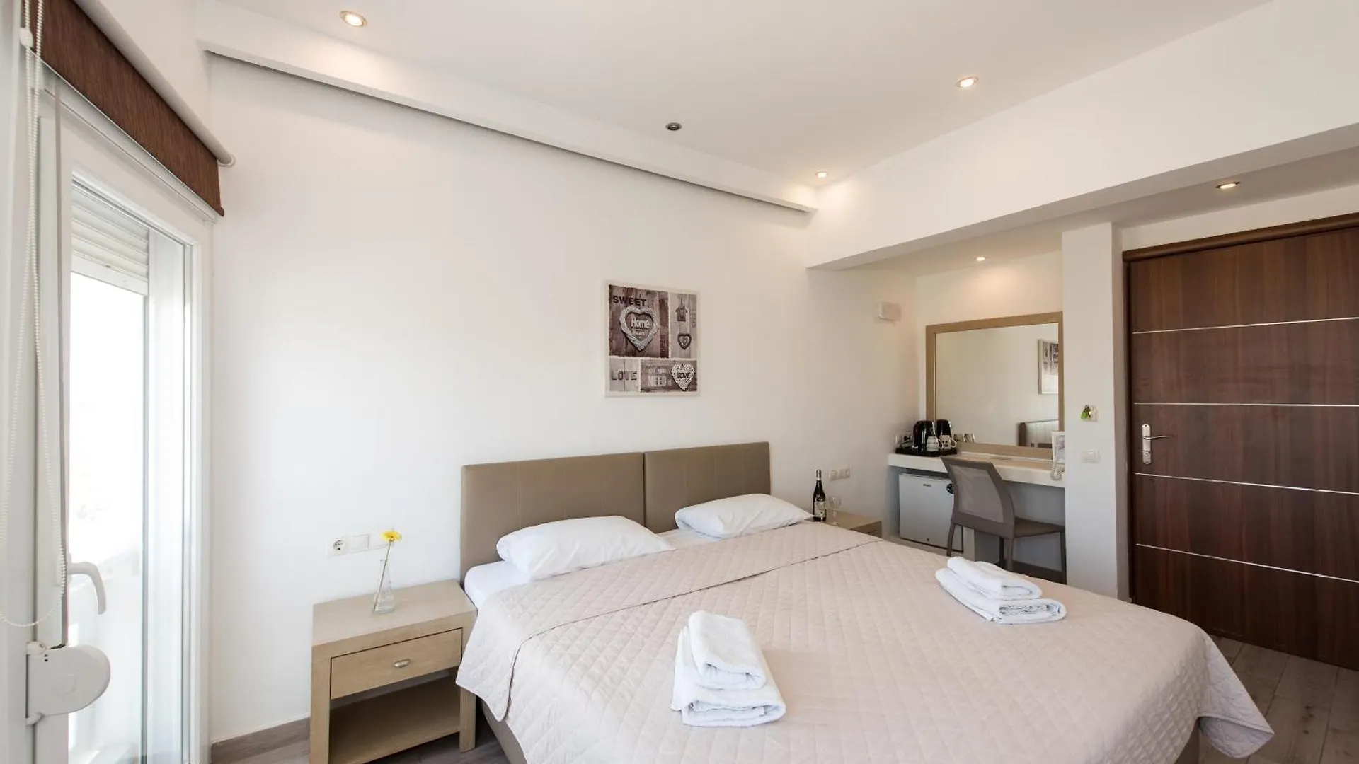 Olympia Aparthotel Mykonos Town Grécia