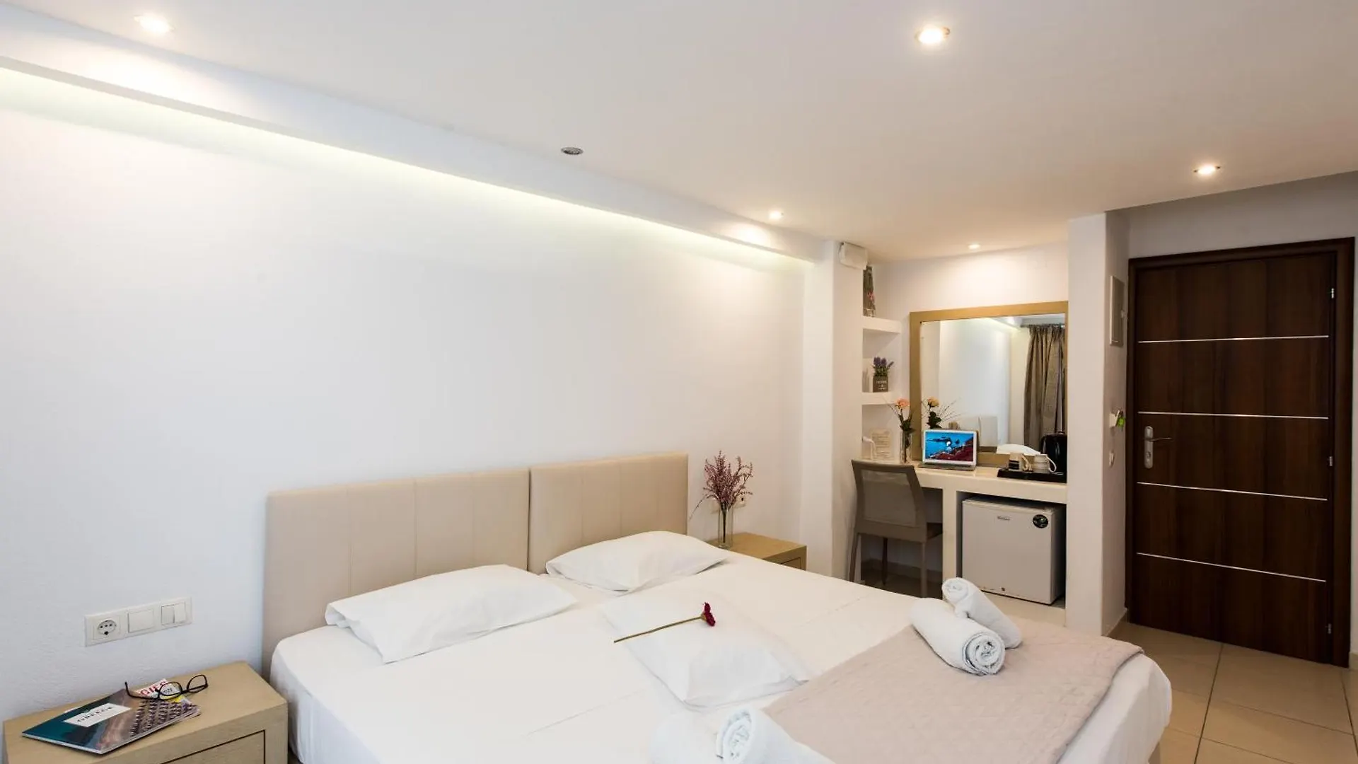 Olympia Apart otel Mykonos Town 2*,  Yunanistan